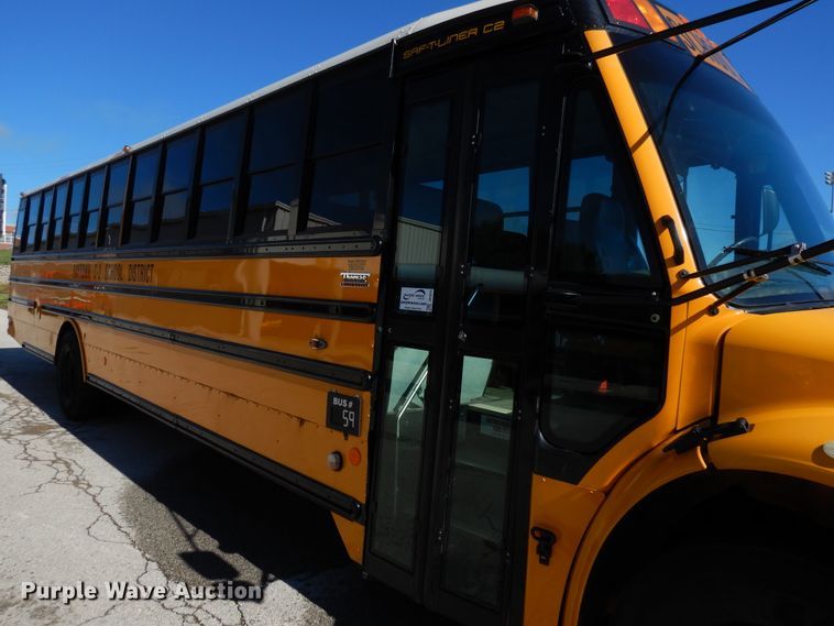 image for item DE5812 2011 Thomas  school bus