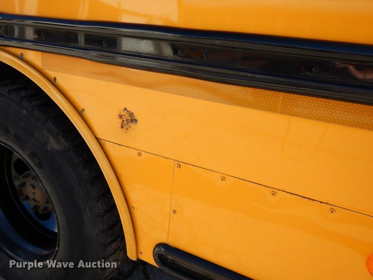 image for item DE5812 2011 Thomas  school bus