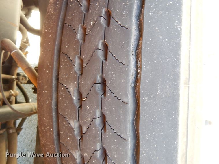 image for item DE5812 2011 Thomas  school bus