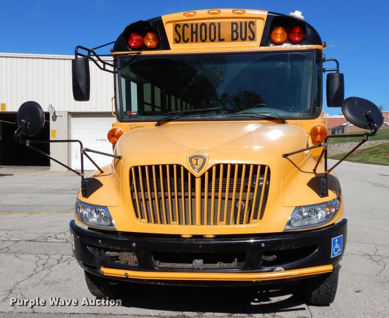 image for item DE5813 2008 International CE300 school bus