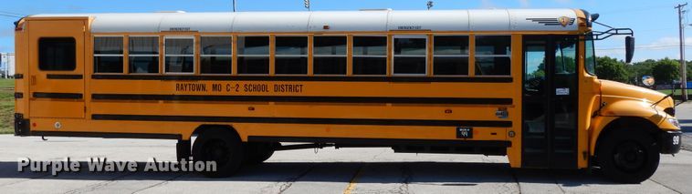 image for item DE5813 2008 International CE300 school bus