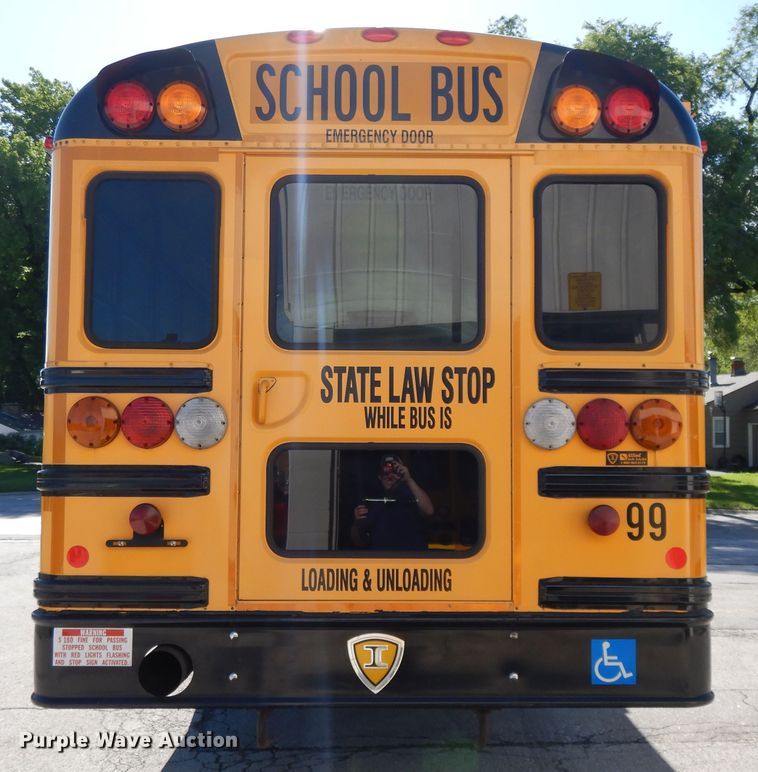 image for item DE5813 2008 International CE300 school bus