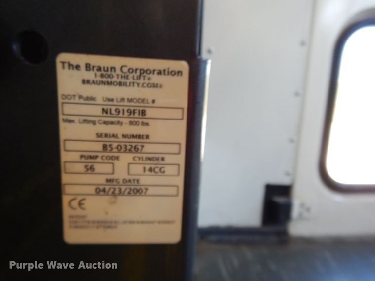 image for item DE5813 2008 International CE300 school bus