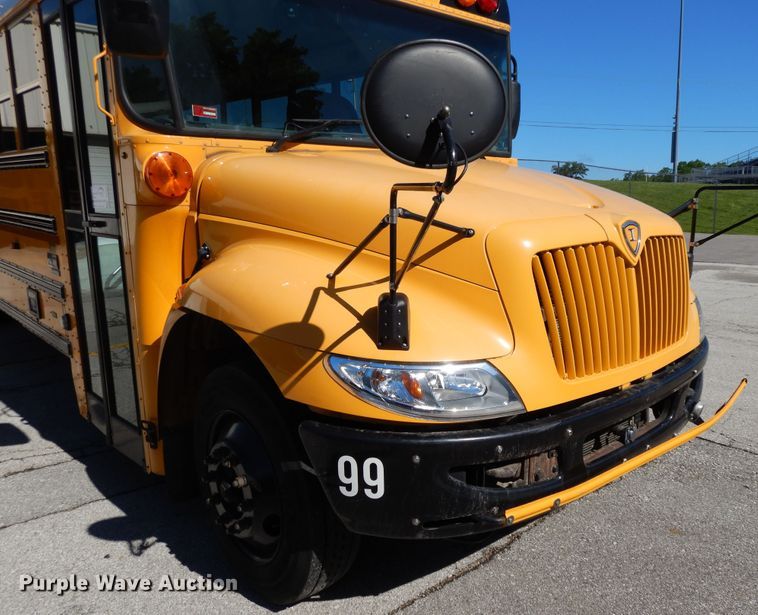 image for item DE5813 2008 International CE300 school bus