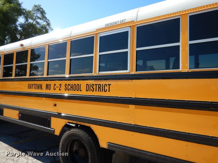 image for item DE5813 2008 International CE300 school bus