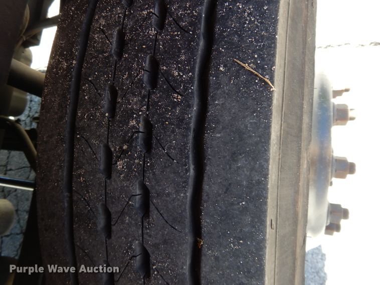 image for item DE5813 2008 International CE300 school bus