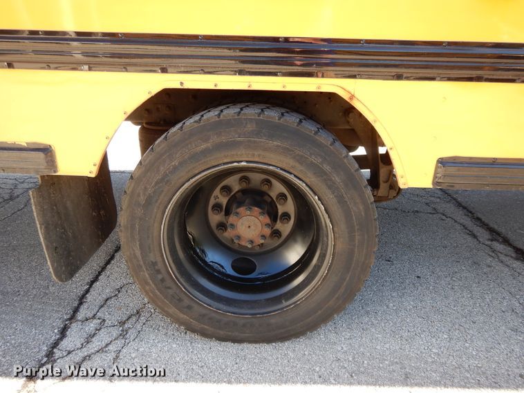 image for item DE5813 2008 International CE300 school bus