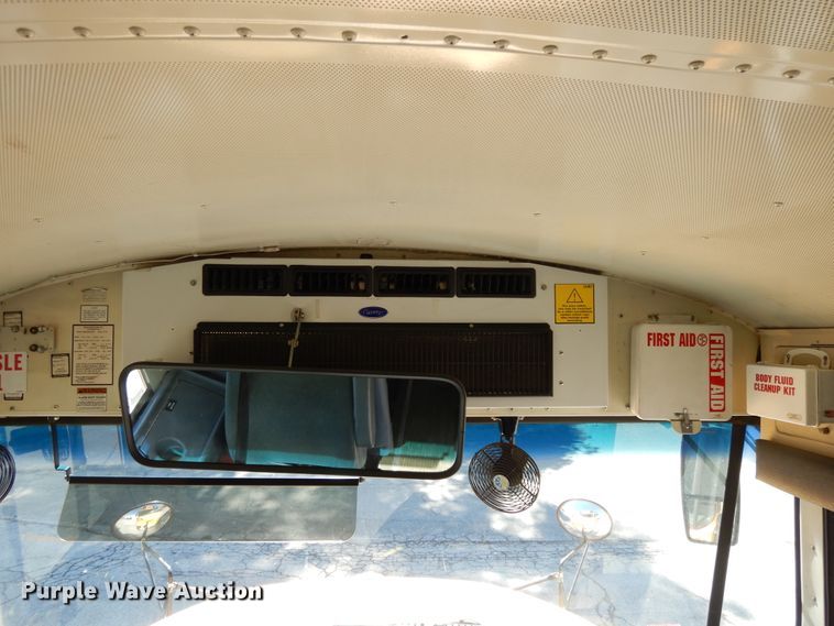 image for item DE5814 2008 International CE300  school bus
