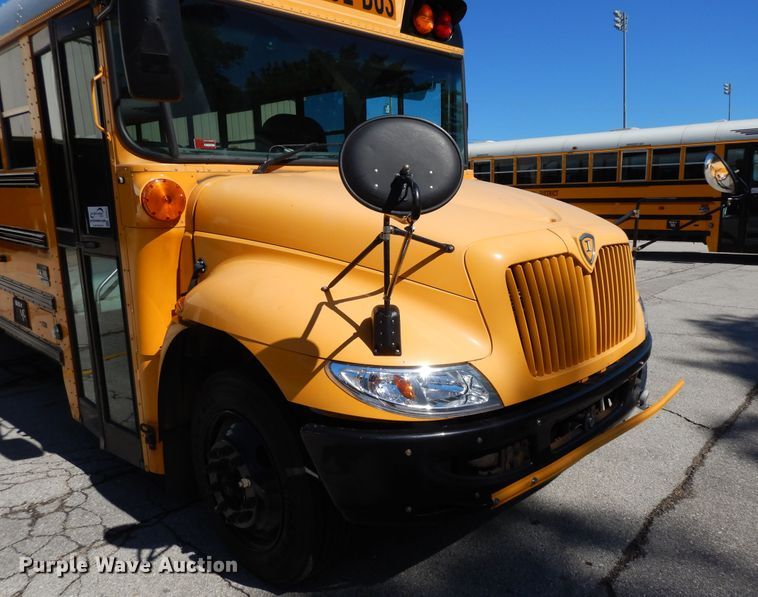 image for item DE5814 2008 International CE300  school bus
