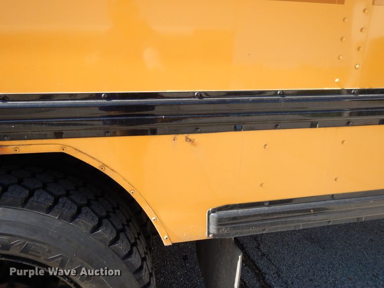 image for item DE5814 2008 International CE300  school bus