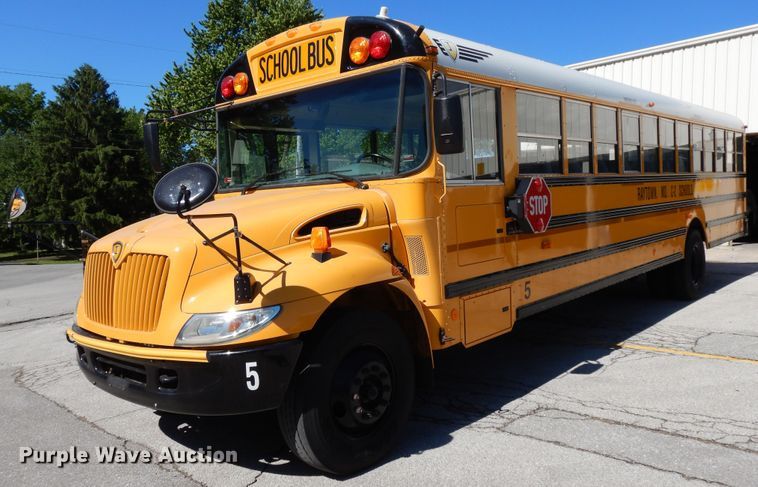 image for item DE5815 2006 International CE300 school bus