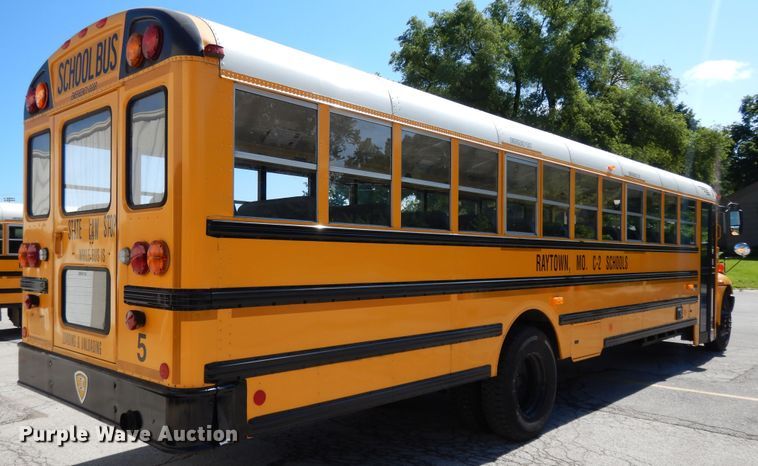 image for item DE5815 2006 International CE300 school bus
