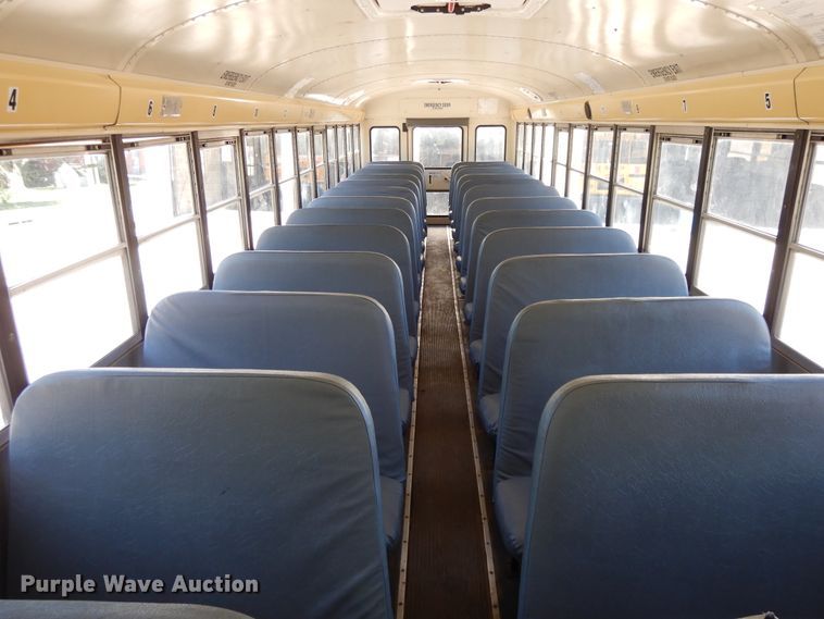 image for item DE5815 2006 International CE300 school bus