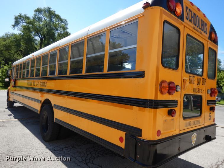 image for item DE5815 2006 International CE300 school bus