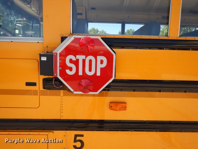 image for item DE5815 2006 International CE300 school bus