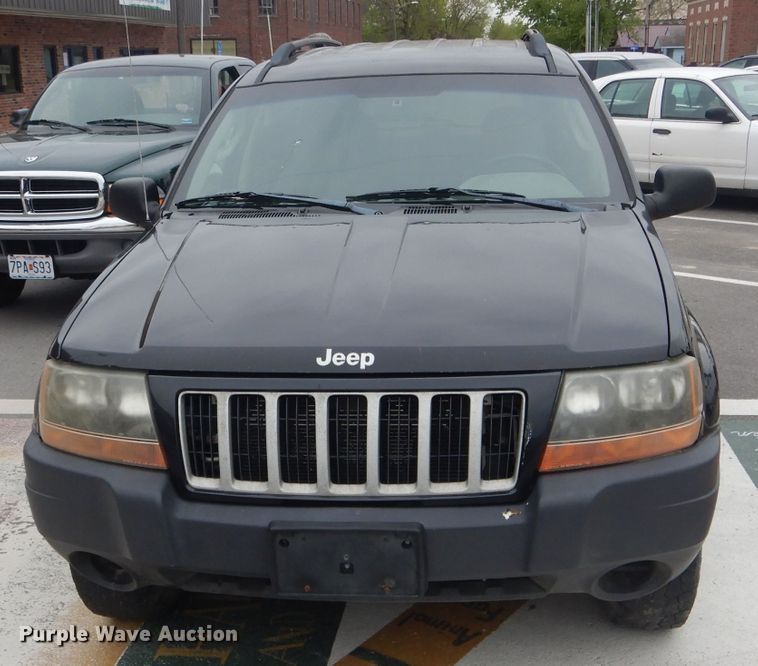 image for item DF3164 2004 Jeep Grand Cherokee Laredo  SUV