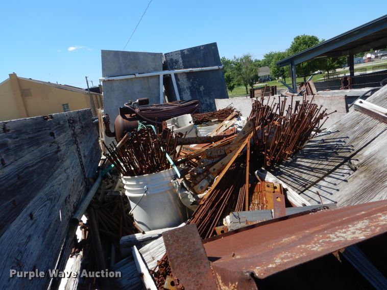 image for item DF3200 Approx. 156 aluminum concrete forms