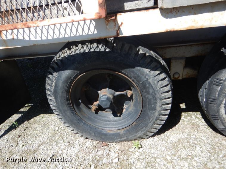 image for item DF3200 Approx. 156 aluminum concrete forms