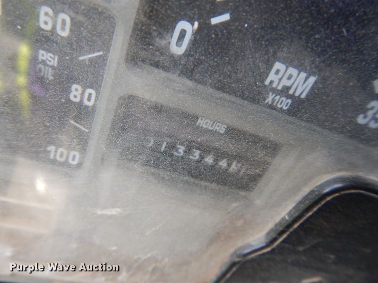 image for item DF4001 1997 International 4900  dump truck