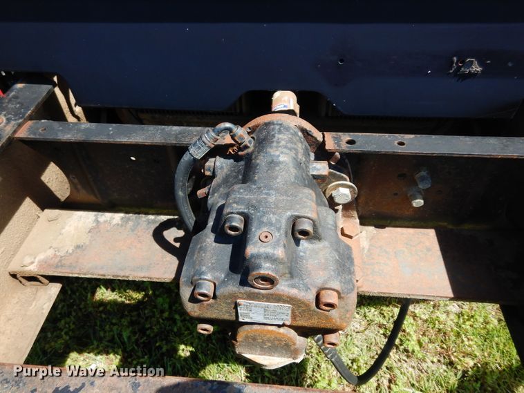 image for item DF4001 1997 International 4900  dump truck