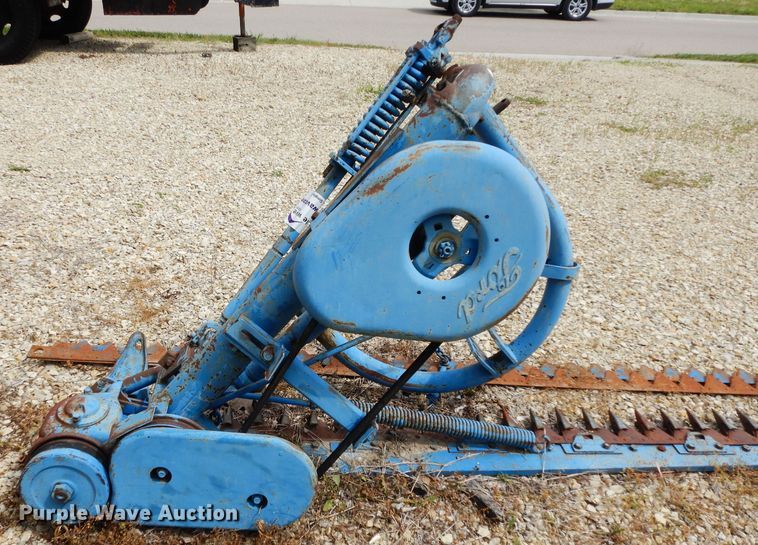 image for item DF4031 Ford sickle mower
