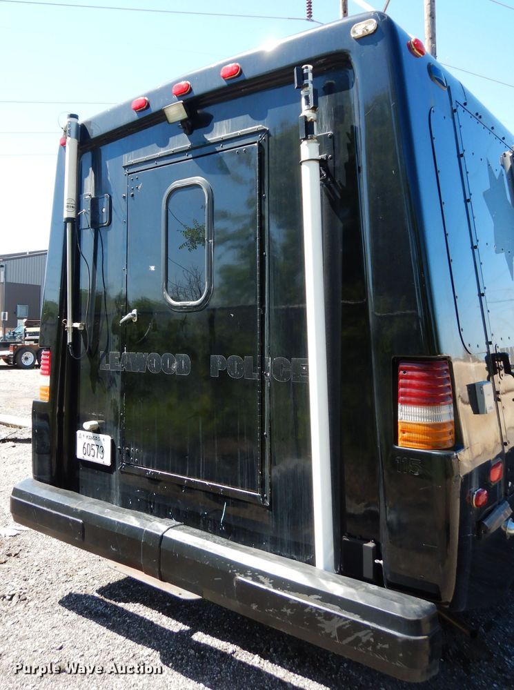 image for item DF4038 1997 Freightliner  RV