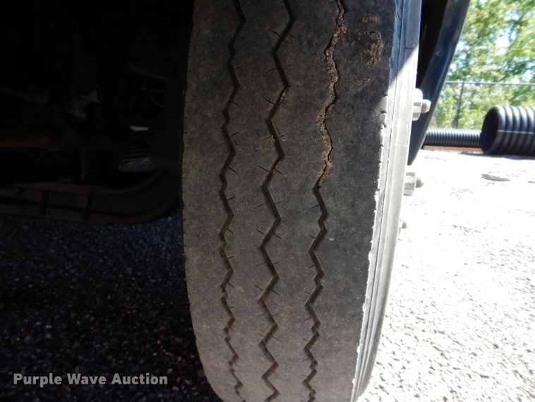 image for item DF4038 1997 Freightliner  RV