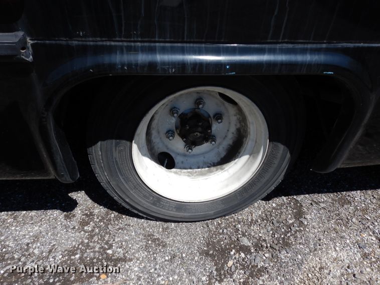 image for item DF4038 1997 Freightliner  RV