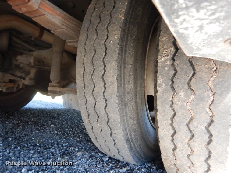 image for item DF4038 1997 Freightliner  RV