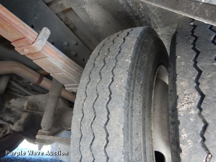 image for item DF4038 1997 Freightliner  RV