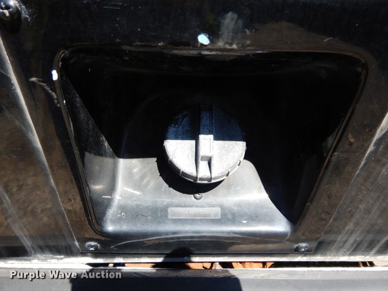 image for item DF4038 1997 Freightliner  RV