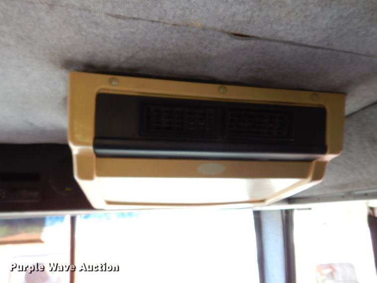 image for item DF4038 1997 Freightliner  RV