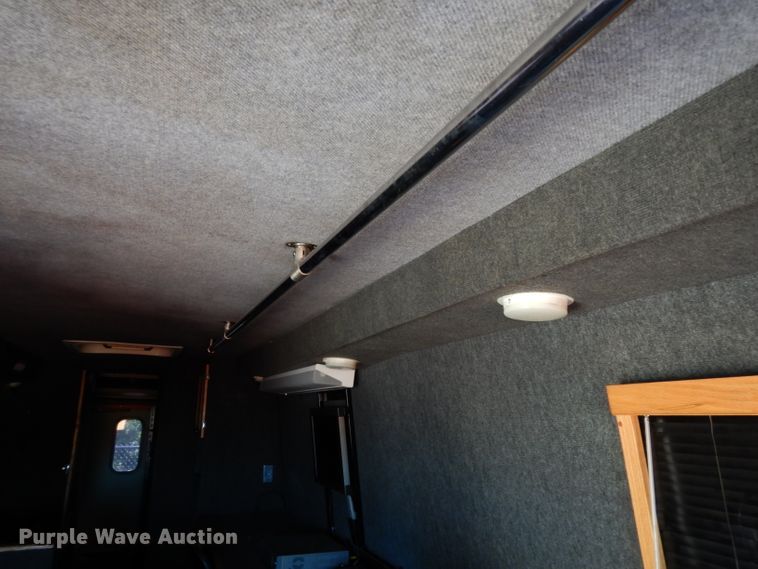 image for item DF4038 1997 Freightliner  RV