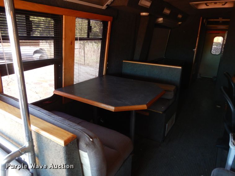 image for item DF4038 1997 Freightliner  RV