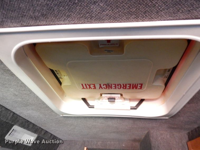 image for item DF4038 1997 Freightliner  RV