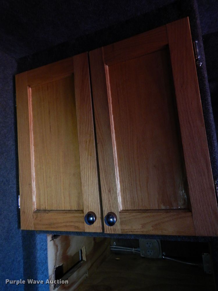 image for item DF4038 1997 Freightliner  RV