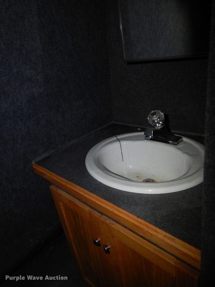 image for item DF4038 1997 Freightliner  RV