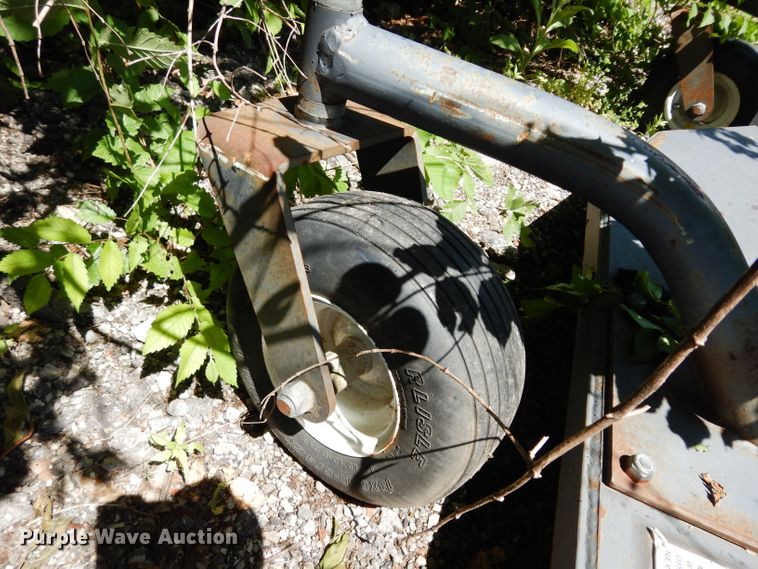 image for item DF4059 2008 Power Trac PT1850 slope mower