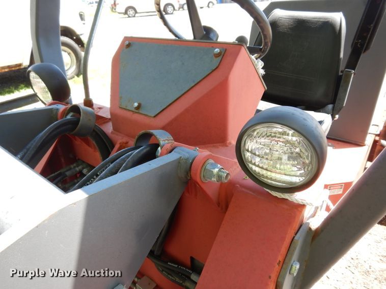 image for item DF4059 2008 Power Trac PT1850 slope mower