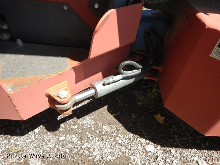 image for item DF4059 2008 Power Trac PT1850 slope mower