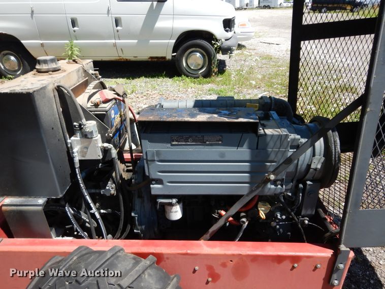 image for item DF4059 2008 Power Trac PT1850 slope mower