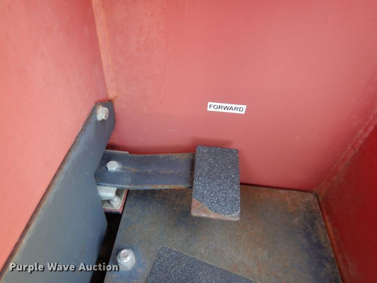 image for item DF4059 2008 Power Trac PT1850 slope mower