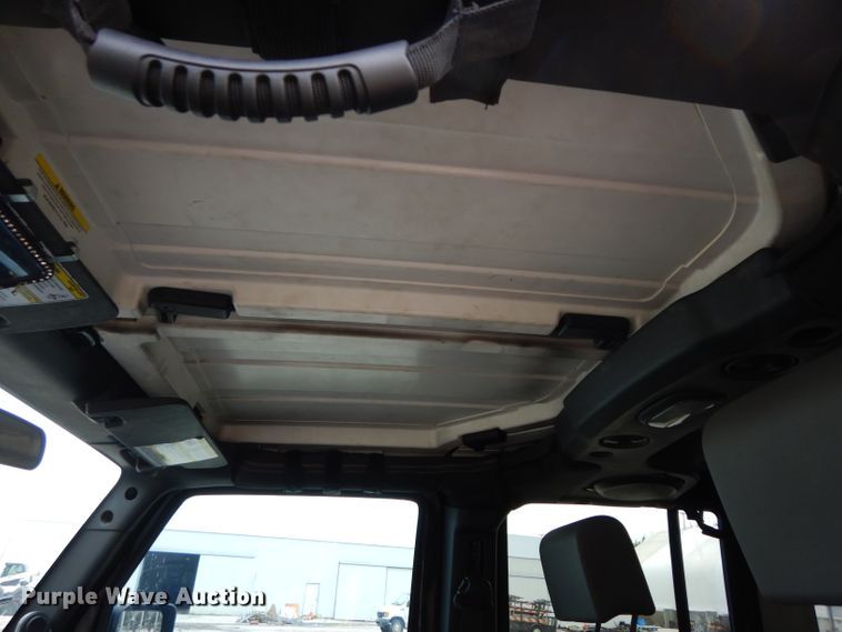 image for item DF4066 2007 Jeep Wrangler Sahara Rubicon Limited  SUV