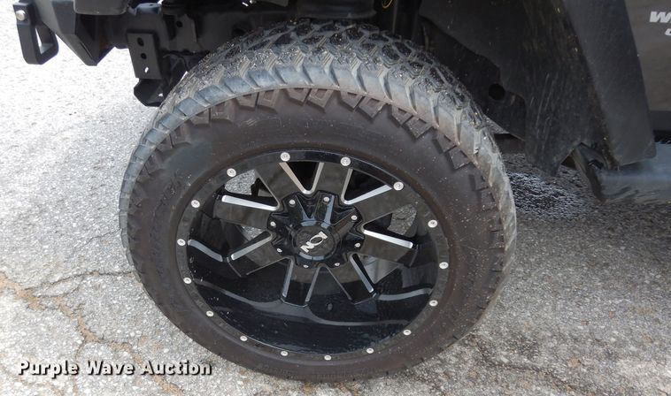 image for item DF4066 2007 Jeep Wrangler Sahara Rubicon Limited  SUV