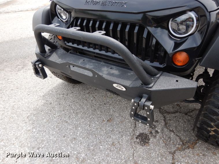 image for item DF4066 2007 Jeep Wrangler Sahara Rubicon Limited  SUV