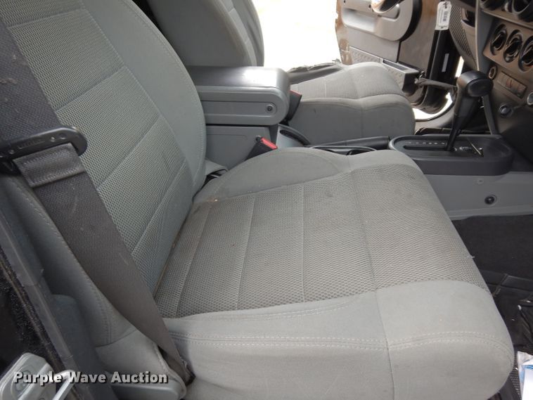 image for item DF4066 2007 Jeep Wrangler Sahara Rubicon Limited  SUV