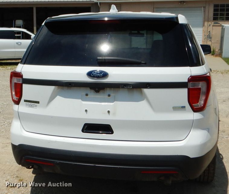 image for item DF4073 2016 Ford Explorer Police Interceptor  SUV