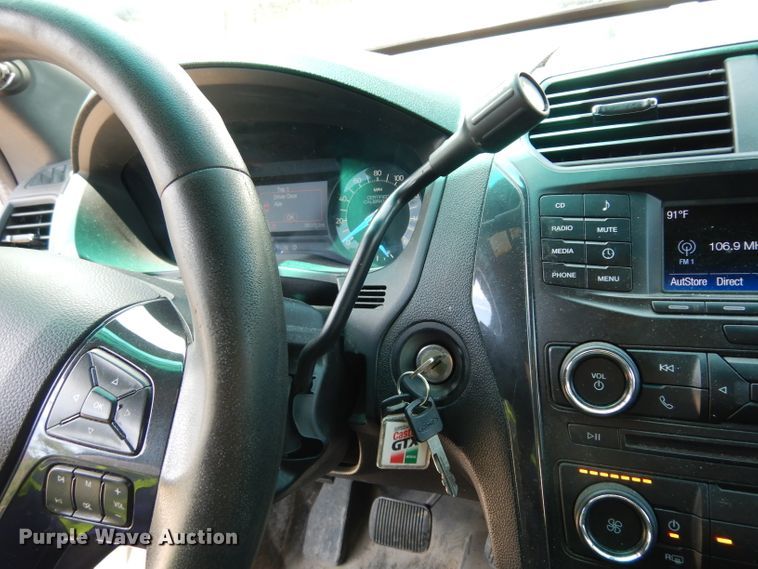 image for item DF4073 2016 Ford Explorer Police Interceptor  SUV