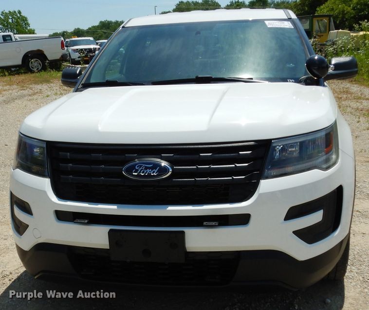 image for item DF4074 2017 Ford Explorer Police Interceptor  SUV