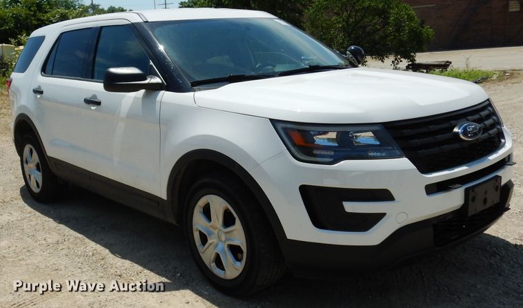 image for item DF4074 2017 Ford Explorer Police Interceptor  SUV